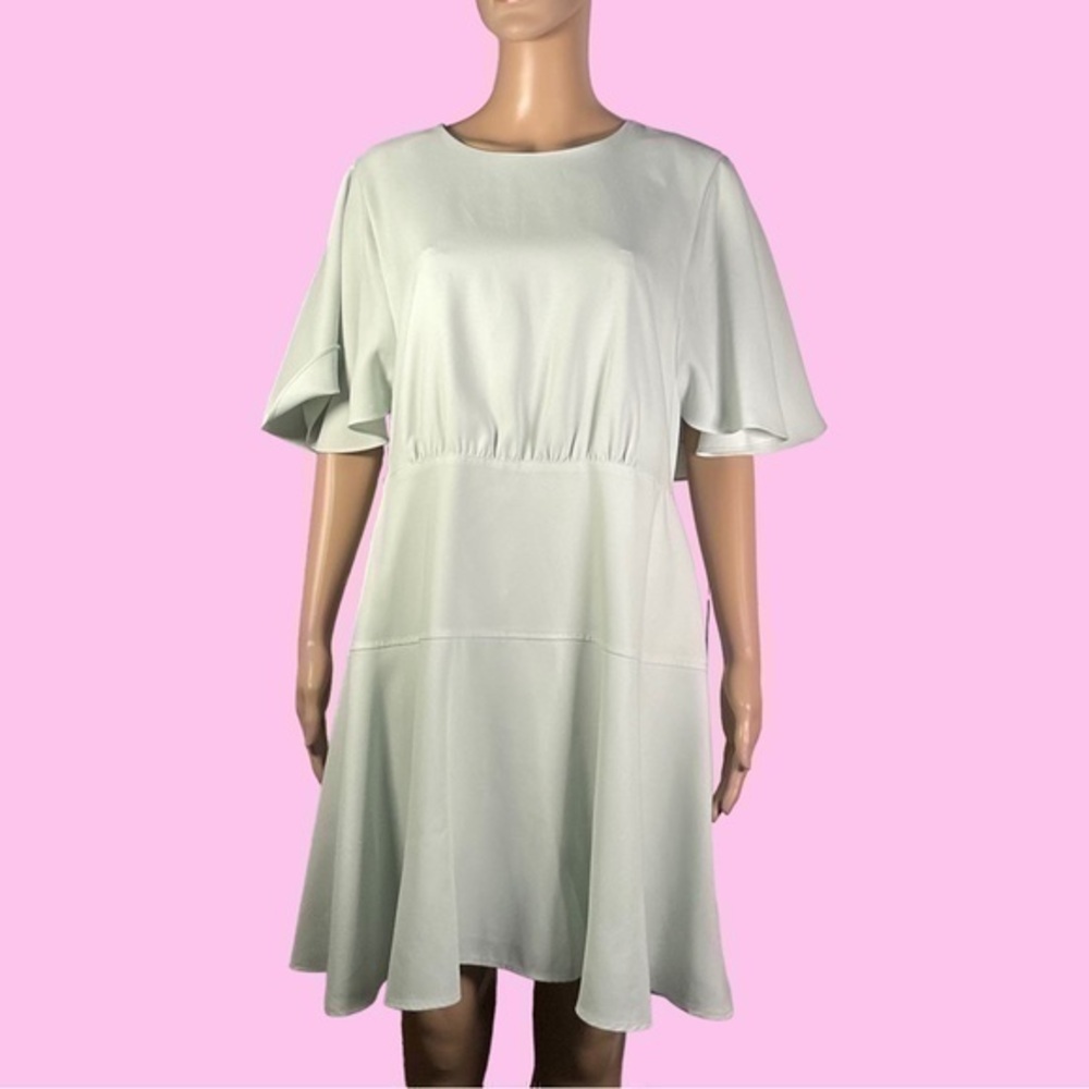 NWT Club Monaco Mint Green Draped Sleeve Knee Length Dress Size 12 - "Rowanne"